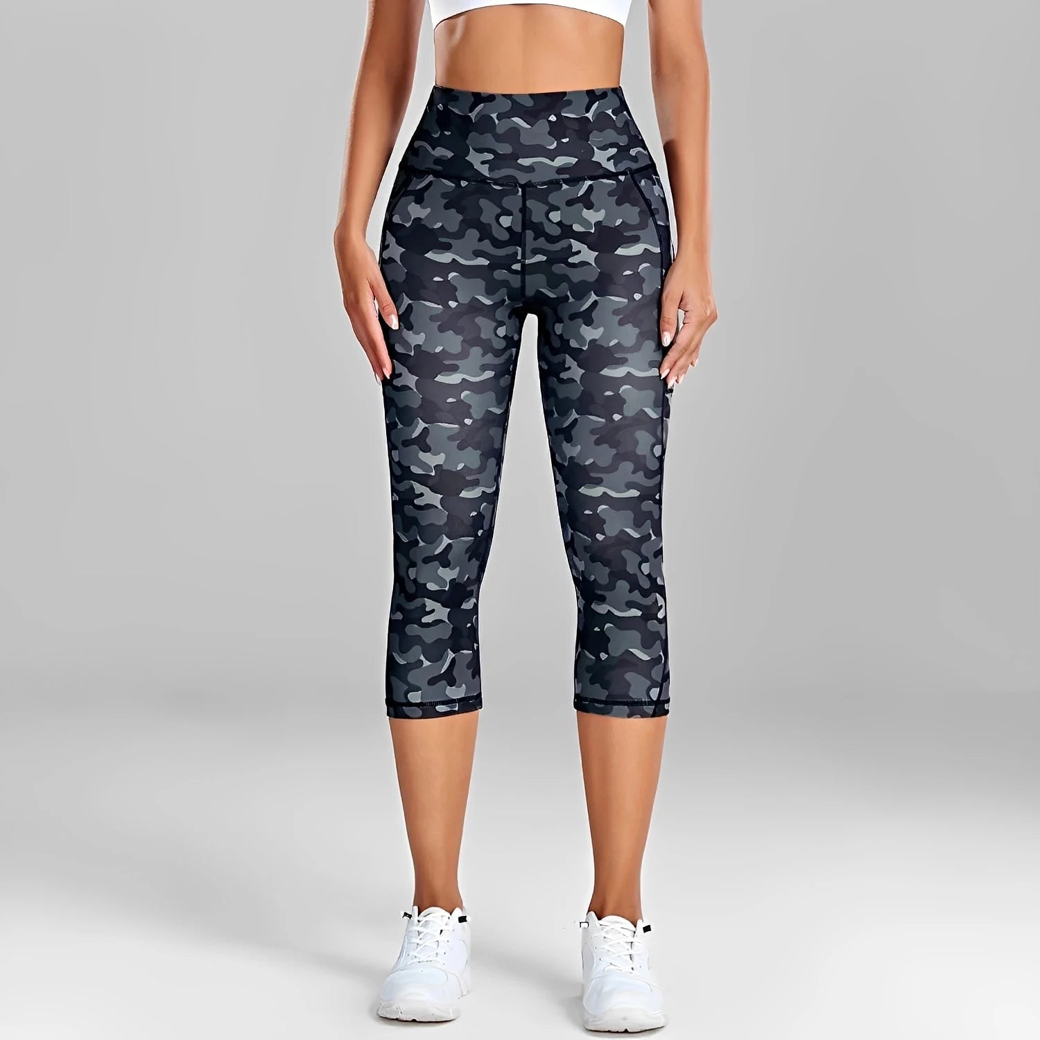 Women's Leopard Print Side Pocket Capri Leggings